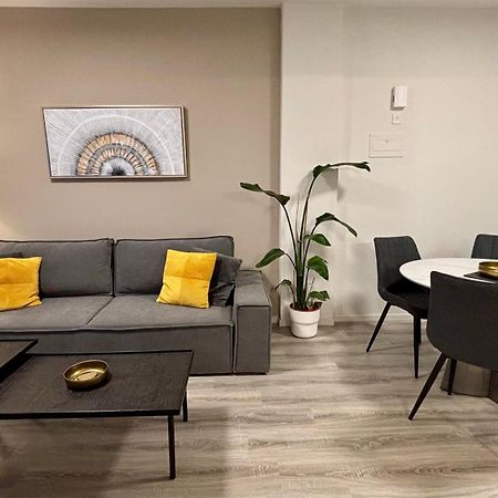 Seabreeze City Center Flats By Trulycyprus Limassol Kültér fotó