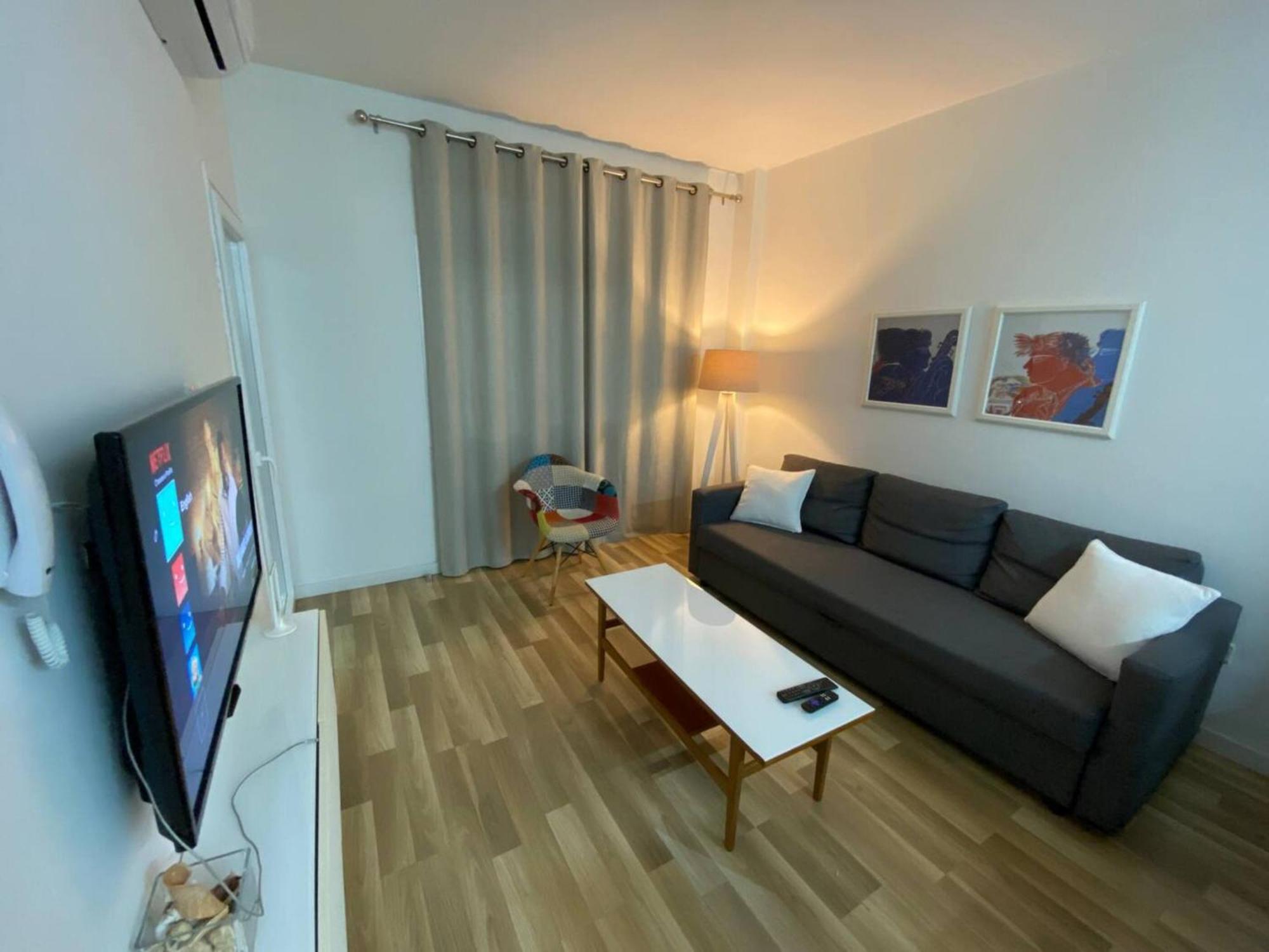 Seabreeze City Center Flats By Trulycyprus Limassol Kültér fotó