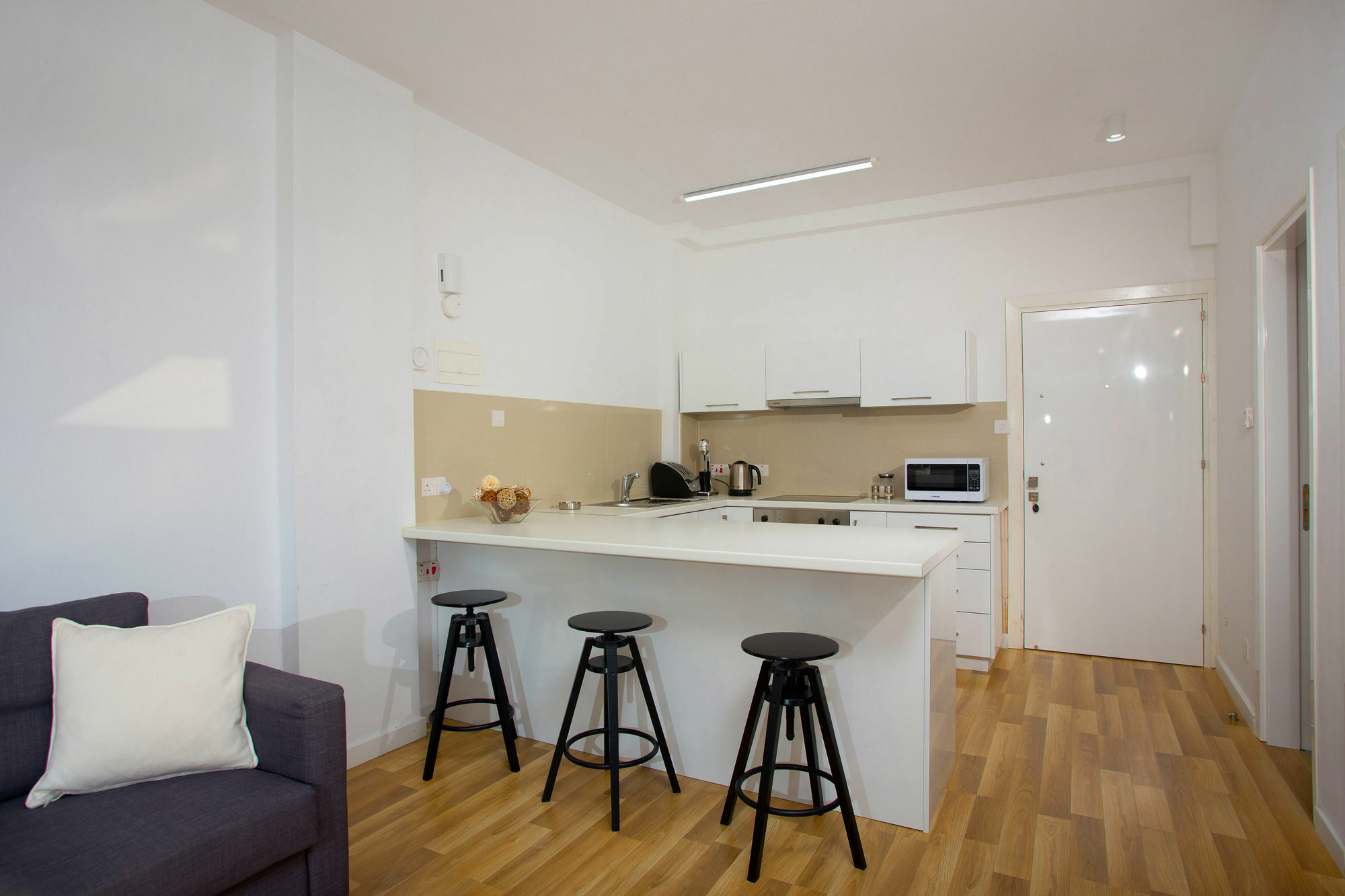 Seabreeze City Center Flats By Trulycyprus Limassol Kültér fotó